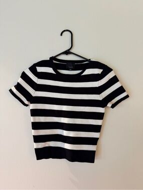 Lumiere Black & White Striped Short Sleeve Knit Top- Thick and stretchy Size XS